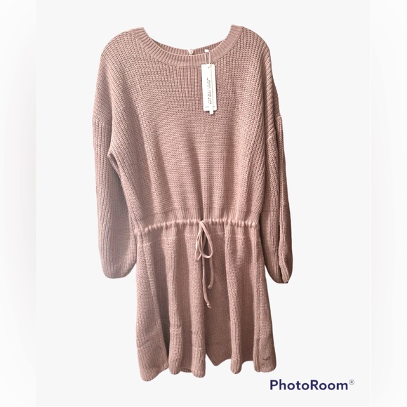 Sweater Shorts Romper Plus Size Fit - Picture 4 of 6